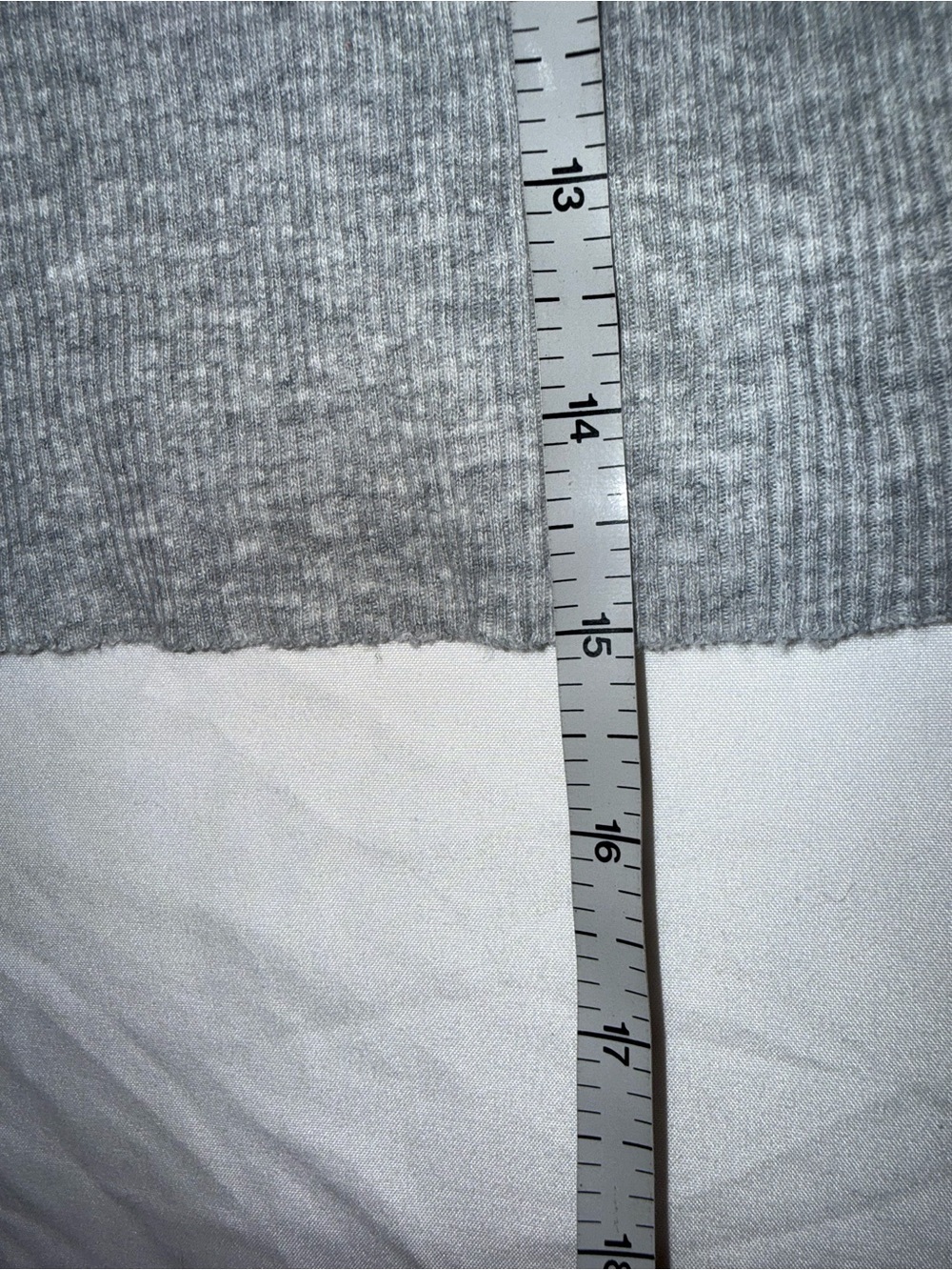 TNA Grey Ribbed Cropped Tank - Picture 3 of 3